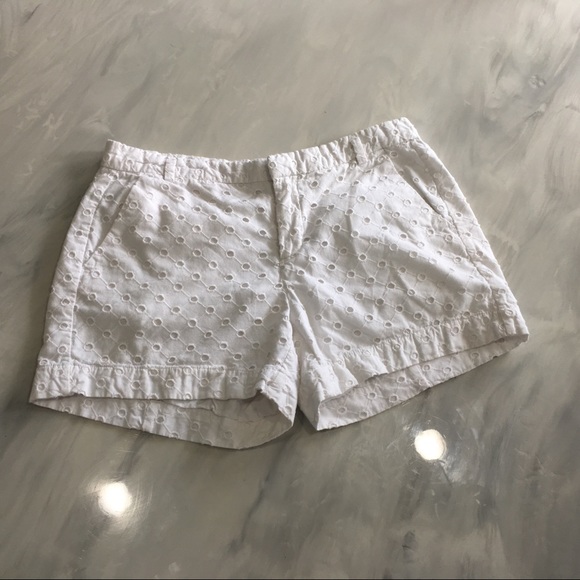 GAP Pants - Gap white eyelet shorts size 2 Euc